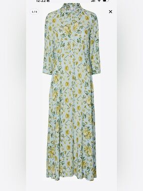 YAS Savanna Light Blue & Gold Floral Dress